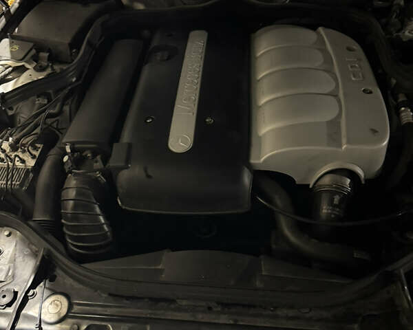 Серый Мерседес Е-Класс, объемом двигателя 2.2 л и пробегом 340 тыс. км за 6300 $, фото 13 на Automoto.ua