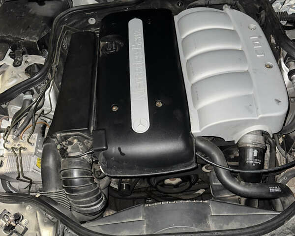 Серый Мерседес Е-Класс, объемом двигателя 2.2 л и пробегом 340 тыс. км за 6300 $, фото 14 на Automoto.ua