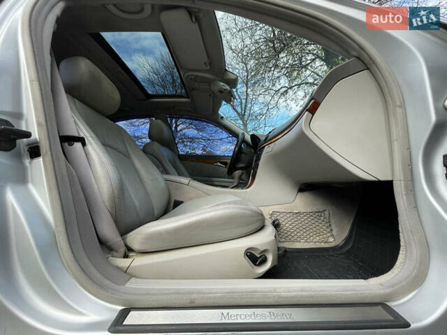 Мерседес Е-Класс 2002 в Остоге на Automoto.ua Серый Мерседес Е-Класс, объемом двигателя 2.15 л и пробегом 377 тыс. км за 4750 $, фото 29 на Automoto.ua