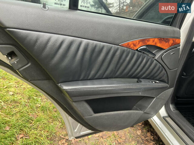 Сірий Мерседес Е-Клас, об'ємом двигуна 2.69 л та пробігом 315 тис. км за 5500 $, фото 45 на Automoto.ua