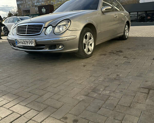 Серый Мерседес Е-Класс, объемом двигателя 2.69 л и пробегом 270 тыс. км за 6300 $, фото 1 на Automoto.ua