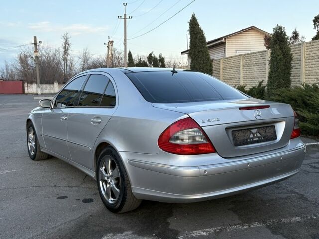 Сірий Мерседес Е-Клас, об'ємом двигуна 5 л та пробігом 280 тис. км за 6499 $, фото 4 на Automoto.ua