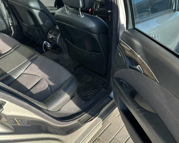 Серый Мерседес Е-Класс, объемом двигателя 2.69 л и пробегом 270 тыс. км за 6300 $, фото 8 на Automoto.ua