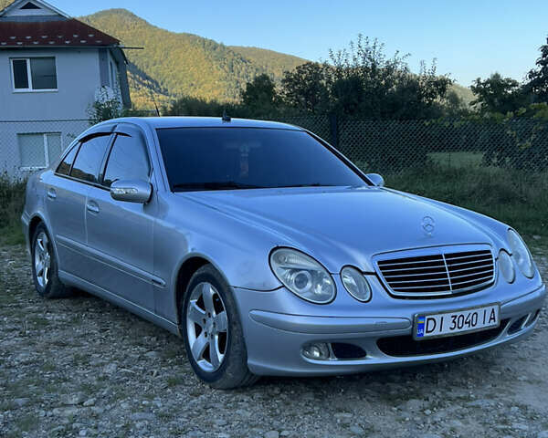 Сірий Мерседес Е-Клас, об'ємом двигуна 2.2 л та пробігом 380 тис. км за 4950 $, фото 2 на Automoto.ua