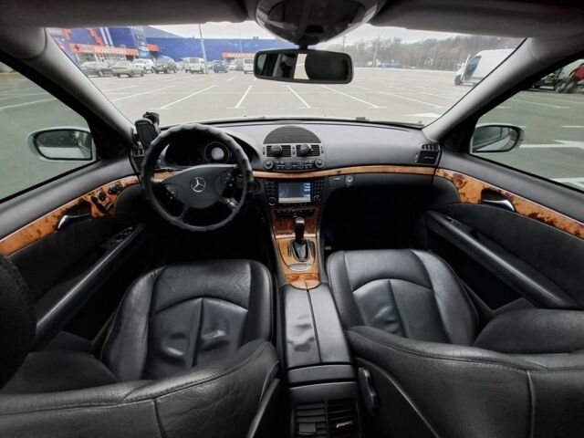 Серый Мерседес Е-Класс, объемом двигателя 2.7 л и пробегом 405 тыс. км за 6500 $, фото 5 на Automoto.ua