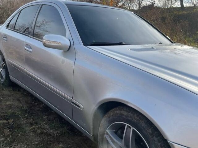 Сірий Мерседес Е-Клас, об'ємом двигуна 2.6 л та пробігом 100 тис. км за 4400 $, фото 2 на Automoto.ua