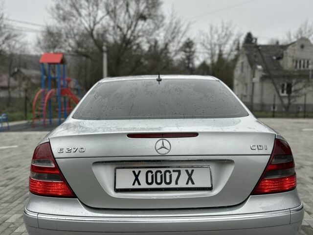 Серый Мерседес Е-Класс, объемом двигателя 2.7 л и пробегом 270 тыс. км за 5950 $, фото 3 на Automoto.ua
