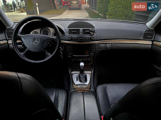 Серый Мерседес Е-Класс, объемом двигателя 3.22 л и пробегом 350 тыс. км за 6999 $, фото 10 на Automoto.ua