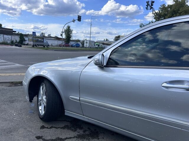 Серый Мерседес Е-Класс, объемом двигателя 3.2 л и пробегом 350 тыс. км за 6150 $, фото 2 на Automoto.ua