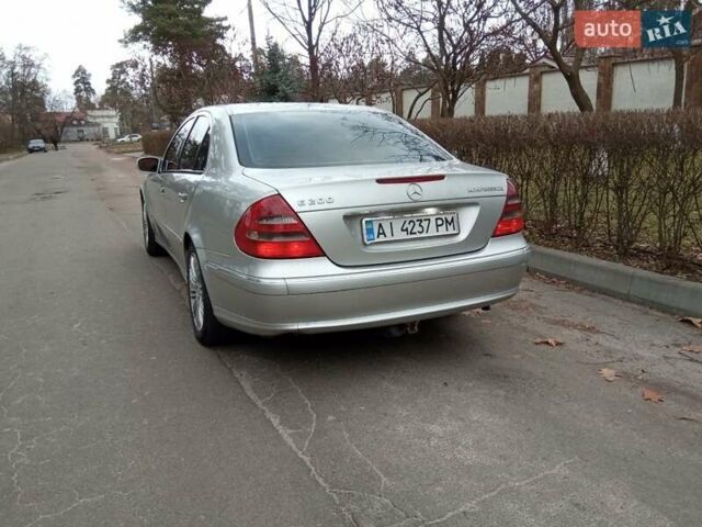 Серый Мерседес Е-Класс, объемом двигателя 1.8 л и пробегом 500 тыс. км за 5800 $, фото 3 на Automoto.ua