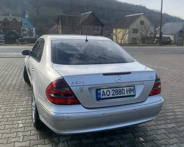 Сірий Мерседес Е-Клас, об'ємом двигуна 2.7 л та пробігом 450 тис. км за 6300 $, фото 2 на Automoto.ua