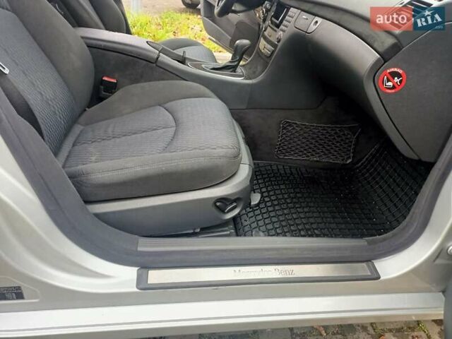 Серый Мерседес Е-Класс, объемом двигателя 1.8 л и пробегом 292 тыс. км за 6900 $, фото 23 на Automoto.ua