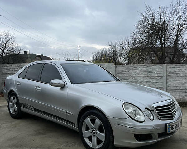 Серый Мерседес Е-Класс, объемом двигателя 2.7 л и пробегом 370 тыс. км за 5550 $, фото 24 на Automoto.ua