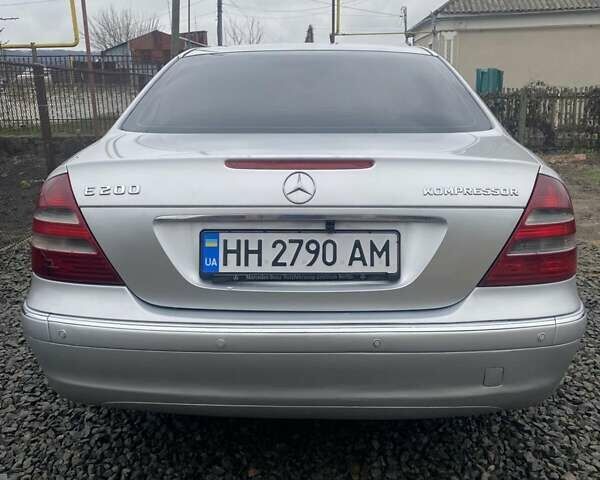 Сірий Мерседес Е-Клас, об'ємом двигуна 1.8 л та пробігом 207 тис. км за 5700 $, фото 5 на Automoto.ua