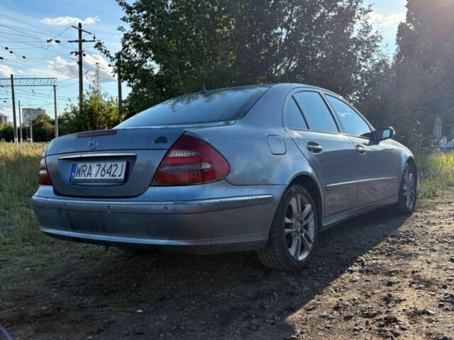 Сірий Мерседес Е-Клас, об'ємом двигуна 2.7 л та пробігом 3 тис. км за 4000 $, фото 5 на Automoto.ua