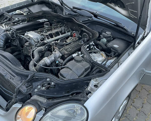 Серый Мерседес Е-Класс, объемом двигателя 2.15 л и пробегом 339 тыс. км за 5500 $, фото 18 на Automoto.ua