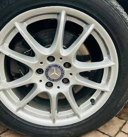 Серый Мерседес Е-Класс, объемом двигателя 3.2 л и пробегом 528 тыс. км за 4500 $, фото 10 на Automoto.ua