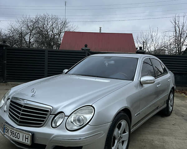 Серый Мерседес Е-Класс, объемом двигателя 2.7 л и пробегом 370 тыс. км за 5550 $, фото 7 на Automoto.ua