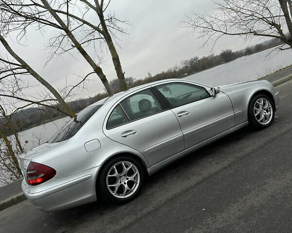 Сірий Мерседес Е-Клас, об'ємом двигуна 2.15 л та пробігом 200 тис. км за 5100 $, фото 3 на Automoto.ua