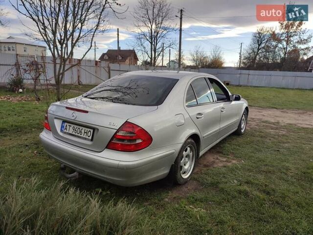 Мерседес Е-Класс 2003 в Коломые на Automoto.ua Серый Мерседес Е-Класс, объемом двигателя 2.2 л и пробегом 420 тыс. км за 5600 $, фото 7 на Automoto.ua