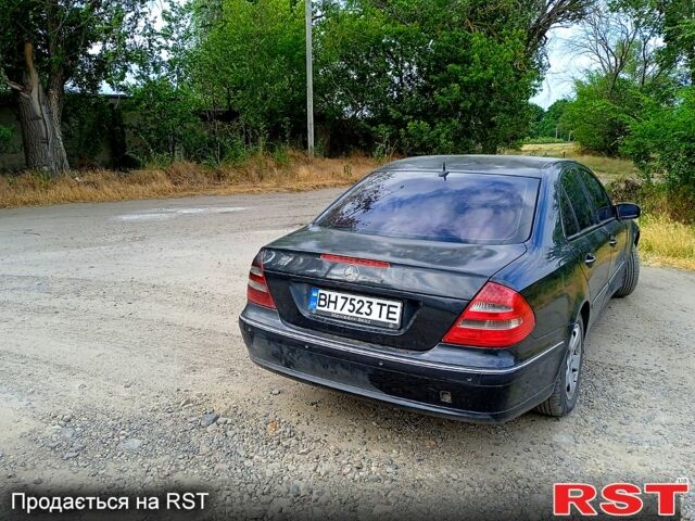 Серый Мерседес Е-Класс, объемом двигателя 1.8 л и пробегом 330 тыс. км за 4800 $, фото 2 на Automoto.ua