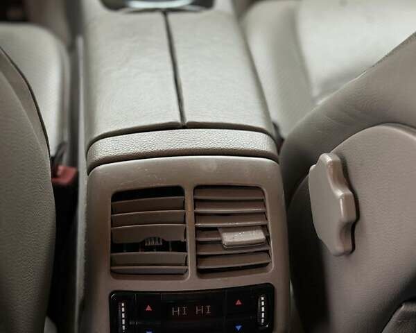 Сірий Мерседес Е-Клас, об'ємом двигуна 3.2 л та пробігом 381 тис. км за 6400 $, фото 17 на Automoto.ua