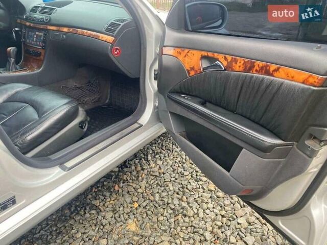 Сірий Мерседес Е-Клас, об'ємом двигуна 1.8 л та пробігом 207 тис. км за 5700 $, фото 12 на Automoto.ua