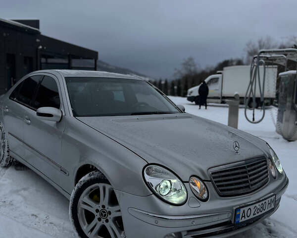 Серый Мерседес Е-Класс, объемом двигателя 2.69 л и пробегом 450 тыс. км за 6299 $, фото 4 на Automoto.ua