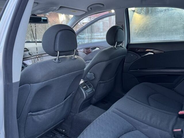 Серый Мерседес Е-Класс, объемом двигателя 1.8 л и пробегом 251 тыс. км за 5900 $, фото 6 на Automoto.ua