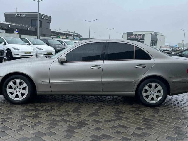 Серый Мерседес Е-Класс, объемом двигателя 3.2 л и пробегом 340 тыс. км за 6800 $, фото 3 на Automoto.ua