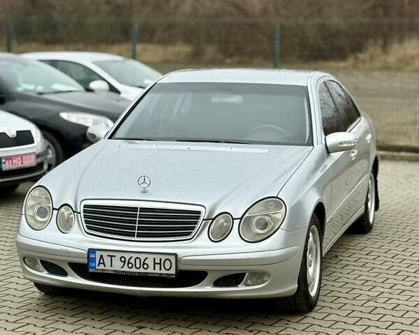 Серый Мерседес Е-Класс, объемом двигателя 2.2 л и пробегом 402 тыс. км за 5450 $, фото 3 на Automoto.ua