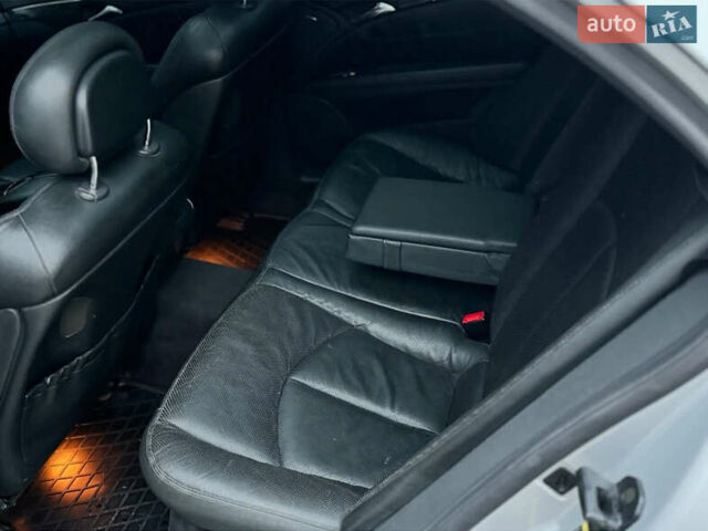 Серый Мерседес Е-Класс, объемом двигателя 3.2 л и пробегом 300 тыс. км за 6500 $, фото 8 на Automoto.ua