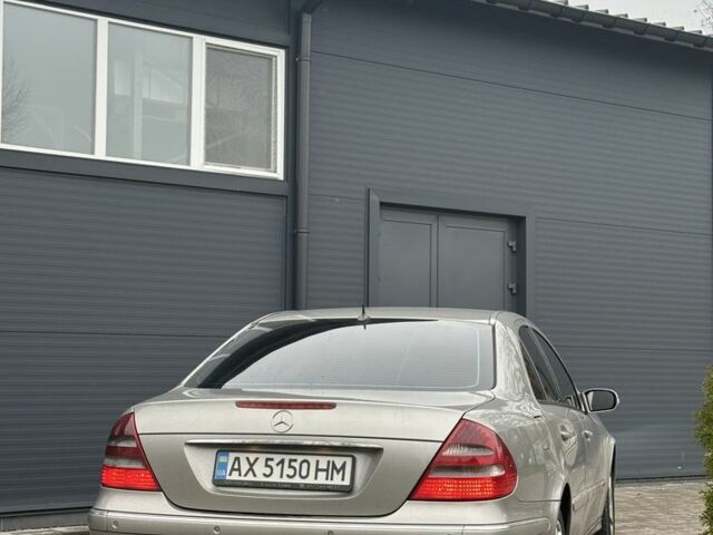 Серый Мерседес Е-Класс, объемом двигателя 3.2 л и пробегом 270 тыс. км за 5750 $, фото 4 на Automoto.ua