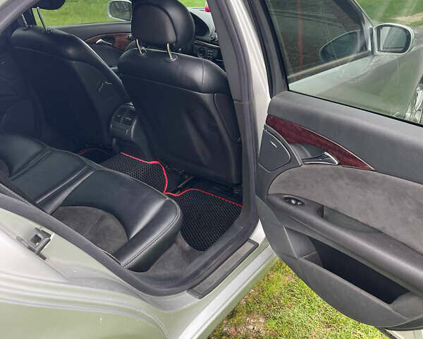 Серый Мерседес Е-Класс, объемом двигателя 2.6 л и пробегом 322 тыс. км за 4700 $, фото 7 на Automoto.ua