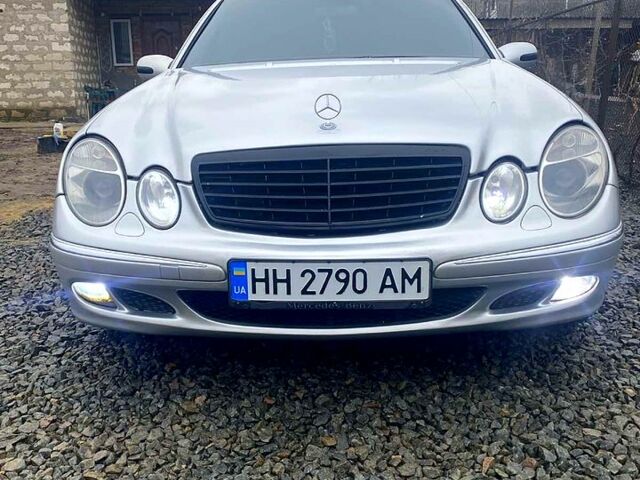 Серый Мерседес Е-Класс, объемом двигателя 1.8 л и пробегом 207 тыс. км за 5700 $, фото 5 на Automoto.ua