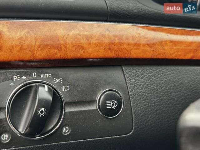 Сірий Мерседес Е-Клас, об'ємом двигуна 3.2 л та пробігом 314 тис. км за 5900 $, фото 19 на Automoto.ua