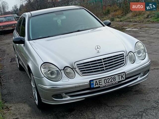 Серый Мерседес Е-Класс, объемом двигателя 2.69 л и пробегом 350 тыс. км за 6600 $, фото 1 на Automoto.ua