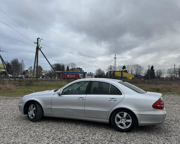 Сірий Мерседес Е-Клас, об'ємом двигуна 2.2 л та пробігом 325 тис. км за 6700 $, фото 3 на Automoto.ua
