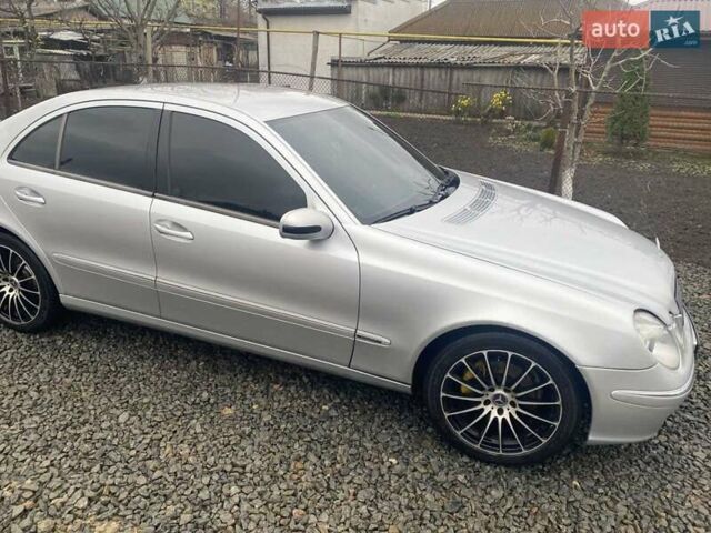 Сірий Мерседес Е-Клас, об'ємом двигуна 1.8 л та пробігом 207 тис. км за 5700 $, фото 3 на Automoto.ua