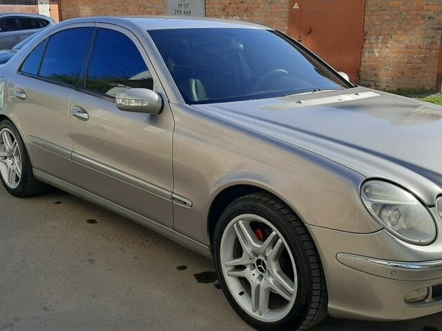 Серый Мерседес Е-Класс, объемом двигателя 3 л и пробегом 400 тыс. км за 6500 $, фото 2 на Automoto.ua