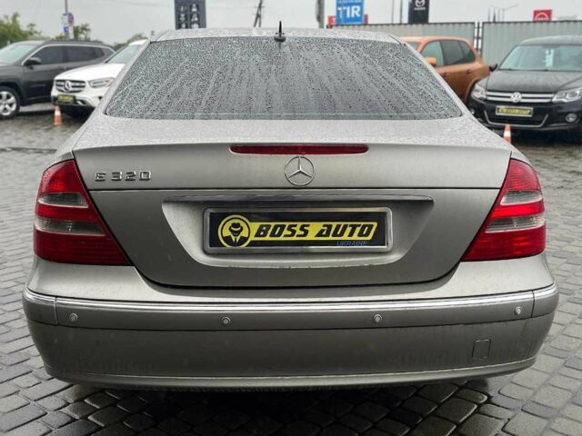 Серый Мерседес Е-Класс, объемом двигателя 3.2 л и пробегом 340 тыс. км за 6800 $, фото 5 на Automoto.ua