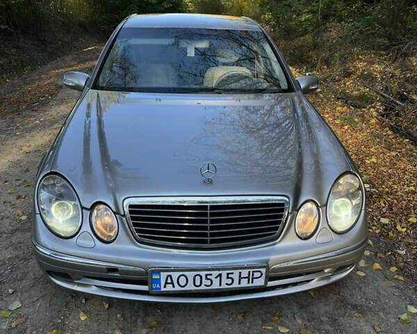 Мерседес Е-Класс 2003 в Черновцах на Automoto.ua Серый Мерседес Е-Класс, объемом двигателя 3.2 л и пробегом 400 тыс. км за 7000 $, фото 22 на Automoto.ua