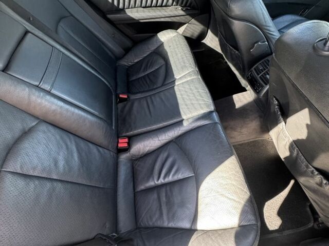 Мерседес Е-Класс 2003 в Тернополе на Automoto.ua Серый Мерседес Е-Класс, объемом двигателя 3.2 л и пробегом 430 тыс. км за 6200 $, фото 3 на Automoto.ua