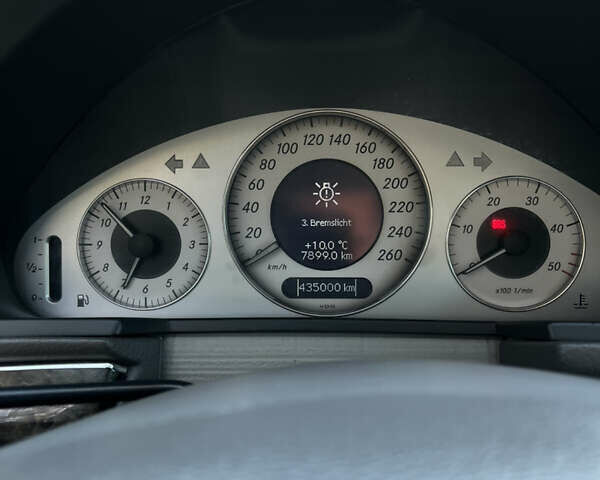 Мерседес Е-Класс 2003 в Черновцах на Automoto.ua Серый Мерседес Е-Класс, объемом двигателя 3.2 л и пробегом 400 тыс. км за 7000 $, фото 45 на Automoto.ua