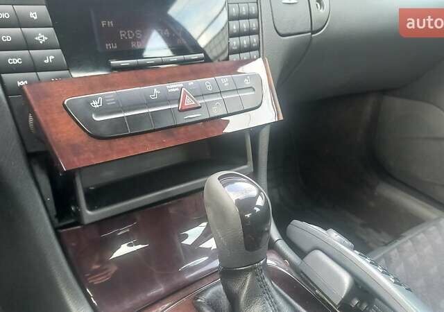 Сірий Мерседес Е-Клас, об'ємом двигуна 2.15 л та пробігом 244 тис. км за 4950 $, фото 12 на Automoto.ua