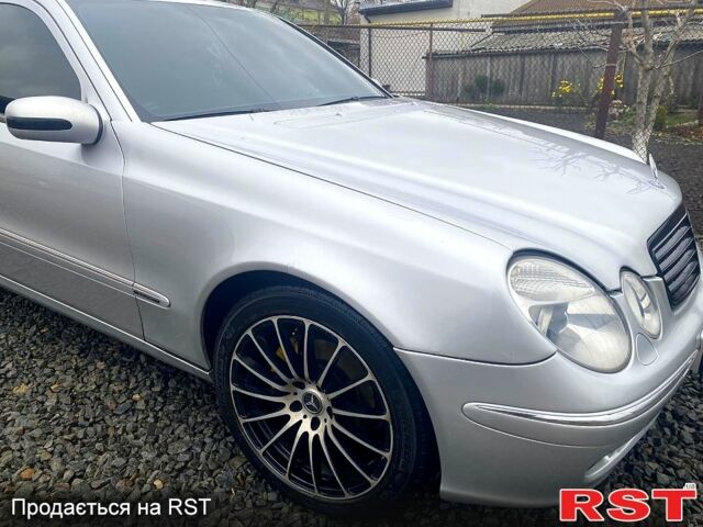 Серый Мерседес Е-Класс, объемом двигателя 1.8 л и пробегом 207 тыс. км за 5700 $, фото 4 на Automoto.ua