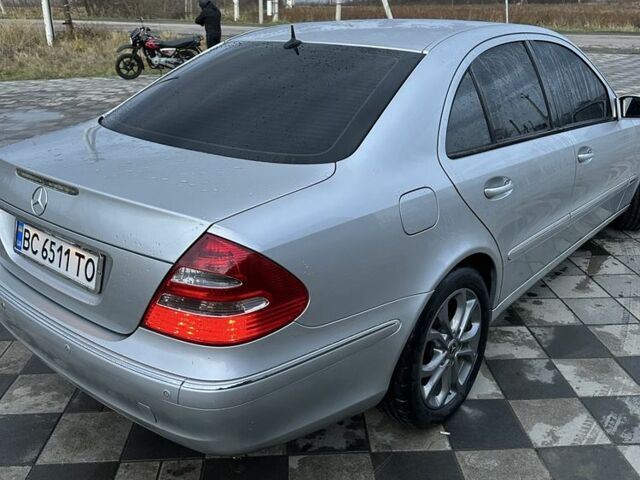 Сірий Мерседес Е-Клас, об'ємом двигуна 2.1 л та пробігом 374 тис. км за 6600 $, фото 3 на Automoto.ua