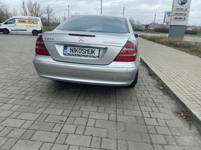 Серый Мерседес Е-Класс, объемом двигателя 1.8 л и пробегом 345 тыс. км за 6000 $, фото 5 на Automoto.ua