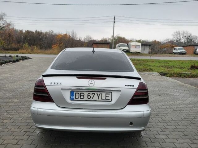 Серый Мерседес Е-Класс, объемом двигателя 2.2 л и пробегом 406 тыс. км за 2650 $, фото 4 на Automoto.ua