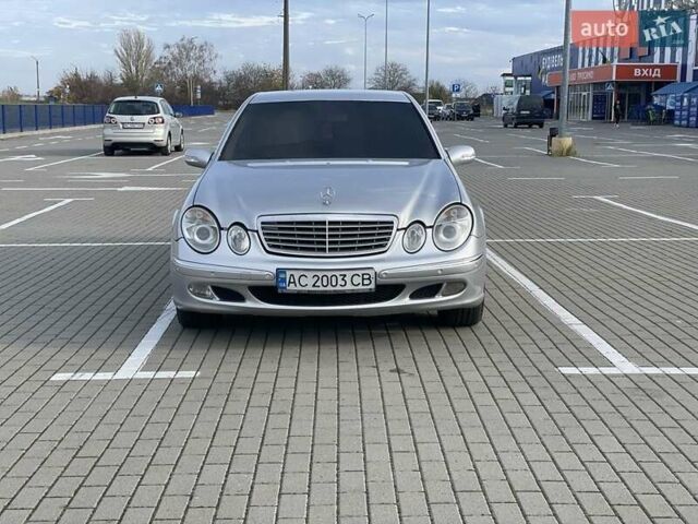 Серый Мерседес Е-Класс, объемом двигателя 2.7 л и пробегом 200 тыс. км за 8000 $, фото 9 на Automoto.ua